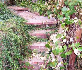 Custom Stonework - Walkway