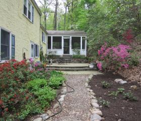 Custom Stonework - Walkway