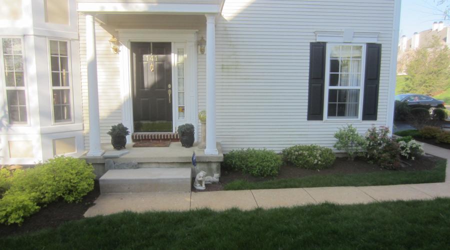 Custom Stonework - Walkway